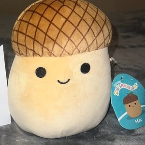 Squishmallow Mac the Acorn